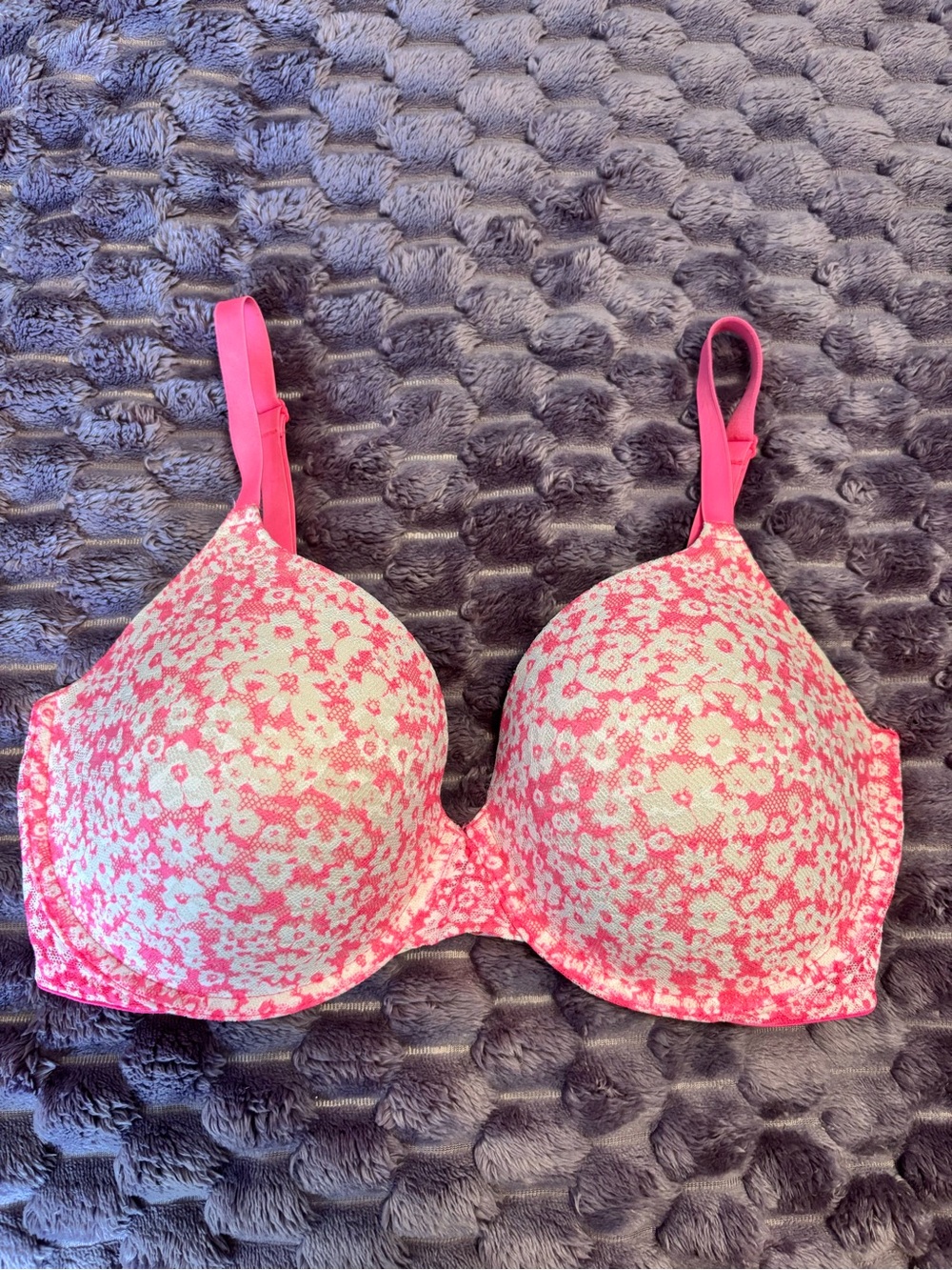 PINK Victoria's Secret Pink Floral Molded T-Shirt Bra
